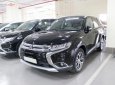 Mitsubishi Outlander 2.4 CVT Premium 2018 - Cần bán Mitsubishi Outlander 2.4 CVT Premium đời 2018, màu đen