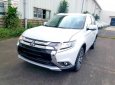 Mitsubishi Outlander 2.0 CVT 2018 - Cần bán Mitsubishi Outlander 2.0 CVT sản xuất 2018, màu trắng