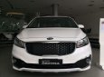 Kia Sedona   2.2L DATH   2018 - Bán Kia Sedona 2.2L DATH đời 2018, màu trắng giá tốt