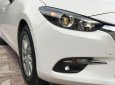 Mazda 3 Facelift  2017 - Bán ô tô Mazda 3 Facelift Hatchback đời 2017, màu trắng, 695 triệu