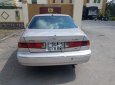 Toyota Camry 2.2LE 1998 - Bán Toyota Camry 2.2LE đời 1998, màu hồng, nhập khẩu 