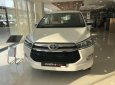 Toyota Innova 2.0V AT 2018 - Bán ô tô Toyota Innova 2.0V AT đời 2019, màu trắng, 946tr