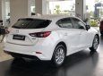 Mazda 3 1.5  AT 2018 - Bán Mazda 3 1.5 2018, màu trắng giá cạnh tranh