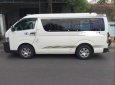 Toyota Hiace 2010 - Bán xe Toyota Hiace sản xuất năm 2010, màu trắng, nhập khẩu