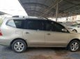 Nissan Livina 2011 - Cần bán gấp Nissan Livina năm 2011, màu vàng số sàn 