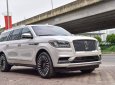 Lincoln Navigator 2018 - Bán xe Lincoln Navigator sản xuất năm 2018, màu trắng, xe nhập