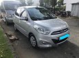 Hyundai Grand i10    2013 - Cần bán lại xe Hyundai Grand i10 đời 2013, màu bạc, xe nhập