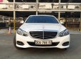 Mercedes-Benz E200 2017 - Bán Mercedes Benz E200 sx 2014, trắng, nội thất mâu socola