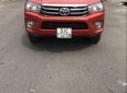 Toyota Hilux  2.5E   2016 - Bán ô tô Toyota Hilux 2.5E năm 2016, màu đỏ, xe nhập số sàn