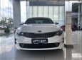 Kia Optima   2.0  2018 - Bán Kia Optima 2.0 năm 2018, màu trắng, giá 757tr