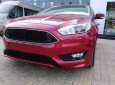 Ford Focus Sport 2018 - Bán xe Ford Focus Sport 5 cửa, màu đỏ, giao ngay, tặng phim 3M - LH 0898.482.248