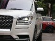 Lincoln Navigator  L 2018 - Cần bán Lincoln Navigator L năm sản xuất 2018, màu trắng, xe nhập