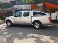 Nissan Navara LE 2011 - Cần bán Nissan Navara LE sản xuất 2011, màu bạc, xe nhập còn mới, giá 380tr