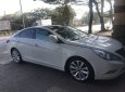 Hyundai Sonata 2011 - Chính chủ bán ô tô Hyundai Sonata đời 2011, màu trắng