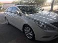 Hyundai Sonata 2011 - Chính chủ bán ô tô Hyundai Sonata đời 2011, màu trắng