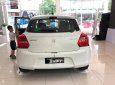 Suzuki Swift GLX 1.2 AT 2018 - Cần bán xe Suzuki Swift GLX 1.2 AT đời 2018, màu trắng, xe nhập