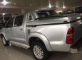 Toyota Hilux MT 2012 - Bán Toyota Hilux MT 2012, màu bạc, xe đẹp xuất sắc