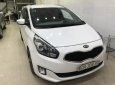 Kia Rondo GAT 2016 - Bán Kia Rondo GAT 2.0AT màu trắng, máy xăng, số tự động, sản xuất 2016, biển Đồng Nai