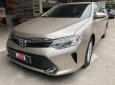 Toyota Camry E 2016 - Bán Camry E năm 2016, màu nâu vàng, Odo 24.000km