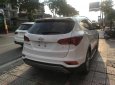 Hyundai Santa Fe 2.4 4WD 2017 - Cần bán xe Hyundai Santa Fe 2.4 4WD đời 2017, màu trắng