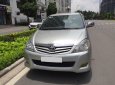 Toyota Innova 2.0MT 2010 - Cần bán xe Toyota Innova 2010, số sàn màu bạc, J lên G đẹp long lanh