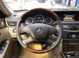 Mercedes-Benz E class E300 2010 - Mercedes Benz E300 sản xuất 2010, đăng ký cuối 2010, màu đen, giá tốt