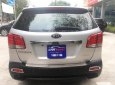 Kia Sorento 2015 - Bán xe Kia Sorento 2.4MT 2015, màu bạc, giá 730tr, LH 0966988860