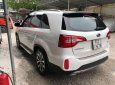 Kia Sorento 2018 - Bán ô tô Kia Sorento sản xuất năm 2018, màu trắng, 920tr