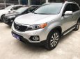 Kia Sorento 2015 - Bán xe Kia Sorento 2.4MT 2015, màu bạc, giá 730tr, LH 0966988860