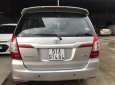 Toyota Innova 2.0E 2014 - Bán Toyota Innova 2.0E màu bạc số sàn, sản xuất 2014, biển Sài Gòn, đi 75000km