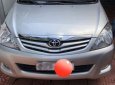 Toyota Innova    2010 - Bán Toyota Innova đời 2010, màu bạc xe gia đình