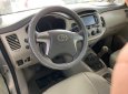 Toyota Innova 2015 - Cần bán xe Toyota Innova năm sản xuất 2015, màu bạc