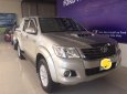 Toyota Hilux 3.0G MT 2013 - Cần bán xe Toyota Hilux 3.0G MT năm 2013, màu bạc, xe đẹp nguyên zin