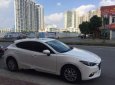 Mazda 3   1.5AT   2018 - Bán gấp xe Mazda 3 1.5AT đời 2018, màu trắng như mới, giá tốt