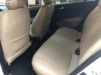 Hyundai Grand i10 1.0MT 2017 - Cần bán xe Hyundai Grand i10 1.0MT 2017, màu trắng, nhập khẩu