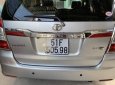 Toyota Innova 2015 - Cần bán xe Toyota Innova năm sản xuất 2015, màu bạc