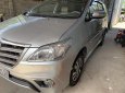 Toyota Innova 2015 - Cần bán xe Toyota Innova năm sản xuất 2015, màu bạc