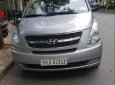 Hyundai Starex 2014 - Cần bán lại xe Hyundai Starex năm 2014, màu bạc còn mới