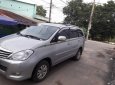 Toyota Innova  G MT 2010 - Bán Toyota Innova G MT sản xuất năm 2010, màu bạc, nhập khẩu, xe đẹp