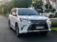 Lexus LX 570 2017 - Bán Lexus LX 570 sản xuất 2017, màu trắng, xe nhập xe gia đình