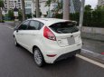 Ford Fiesta 1.5AT 2016 - Cho ra đi em Ford Fiesta 1.5AT 2016 màu trắng, 5 cửa, đẹp hoàn hảo