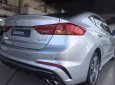 Hyundai Elantra E sport 1.6L turbo 2018 - Bán xe Hyundai Elantra E sport 1.6L turbo, màu bạc năm 2018