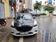 Mazda 6 2.0L Premium 2017 - Bán Mazda 6 2.0L Premium sản xuất năm 2017, màu trắng, chính chủ