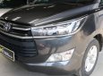 Toyota Innova E 2.0MT 2017 - Bán ô tô Toyota Innova E 2.0MT đời 2017, màu xám, giá tốt