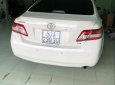 Toyota Camry   LE 2.5 2010 - Cần bán Toyota Camry LE 2.5 sản xuất năm 2010, màu trắng, máy móc còn nguyên zin