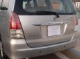 Toyota Innova 2012 - Cần bán xe Toyota Innova năm 2012, màu bạc số sàn