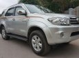 Toyota Fortuner   2010 - Bán xe Toyota Fortuner đời 2010, màu bạc còn mới, giá chỉ 592 triệu