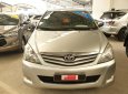 Toyota Innova 2.0G MT 2011 - Bán ô tô Toyota Innova 2.0G MT đời 2011, màu bạc, xe gia đình, giá thương lượng