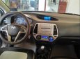 Hyundai i20 2011 - Cần bán Hyundai i20 năm sản xuất 2011, màu bạc, xe nhập