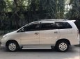 Toyota Innova  G   2011 - Bán xe Toyota Innova G năm 2011, màu bạc